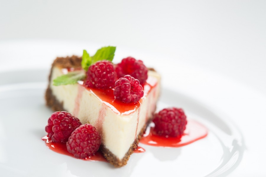 Découvrez la recette du parfait cheesecake à la framboise