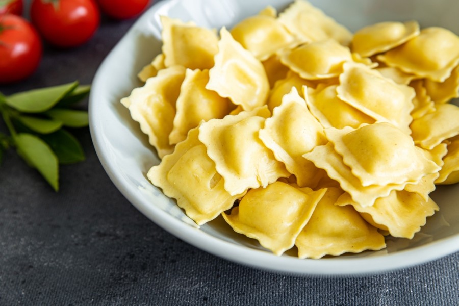 Comment faire une délicieuse soupe de raviolis aux crevettes ?