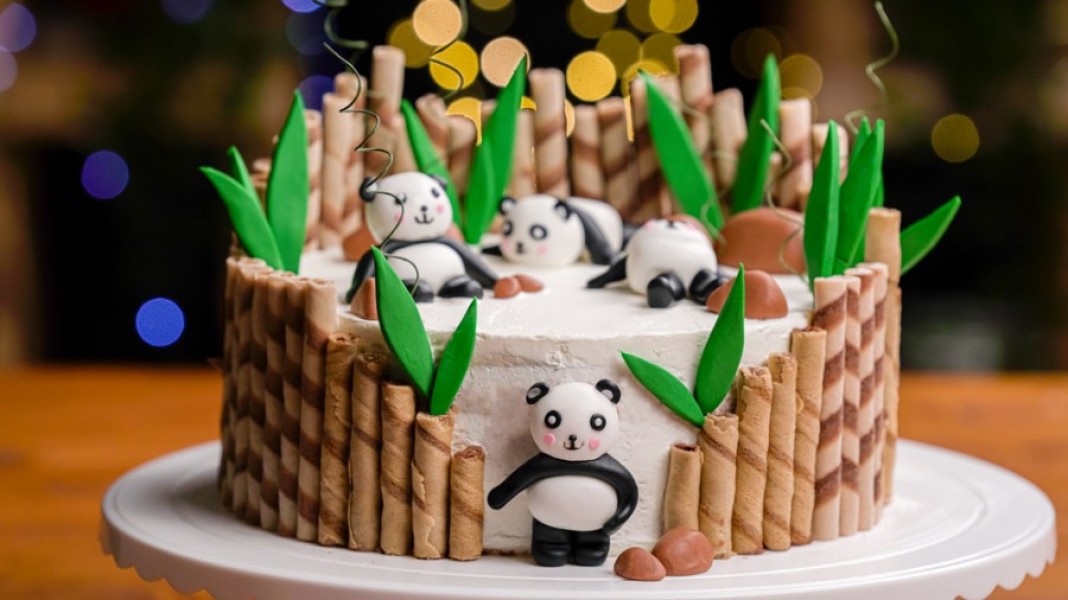 Découvrez l'art de la pâtisserie avec le gâteau panda