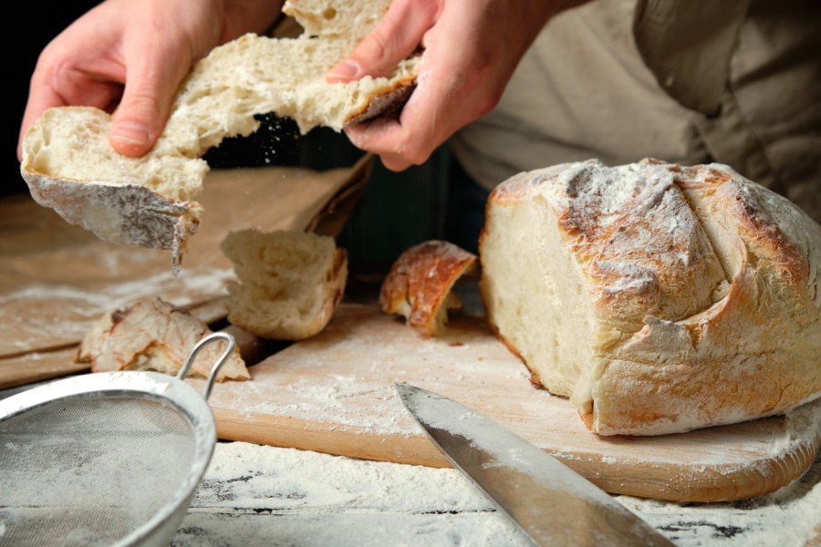Comment maîtriser la recette professionnelle du pain au levain ?