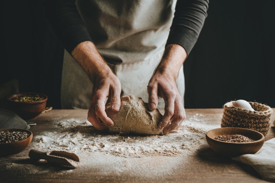 Quelles sont les étapes clés pour réussir son pain ?