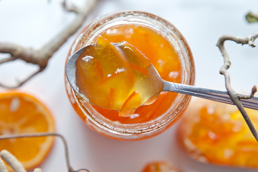 Confiture d'orange avec écorce : une douceur sucrée !